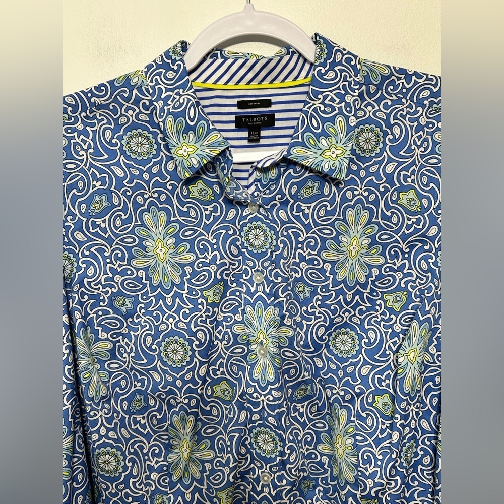 Talbots Plus Petite Non Iron Scrollwork Medallion… - image 3